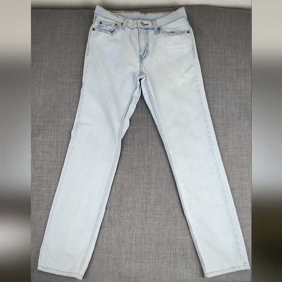 Levis 511 Slim Fit Light Wash Jeans. 30 × 32 - Picture 1 of 7